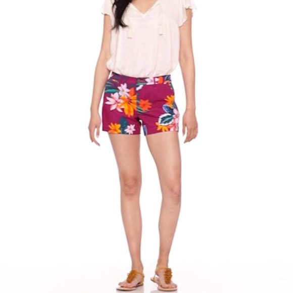 🌺Last 1!🌺size 10! NWT floral midrise shorts - Picture 3 of 4